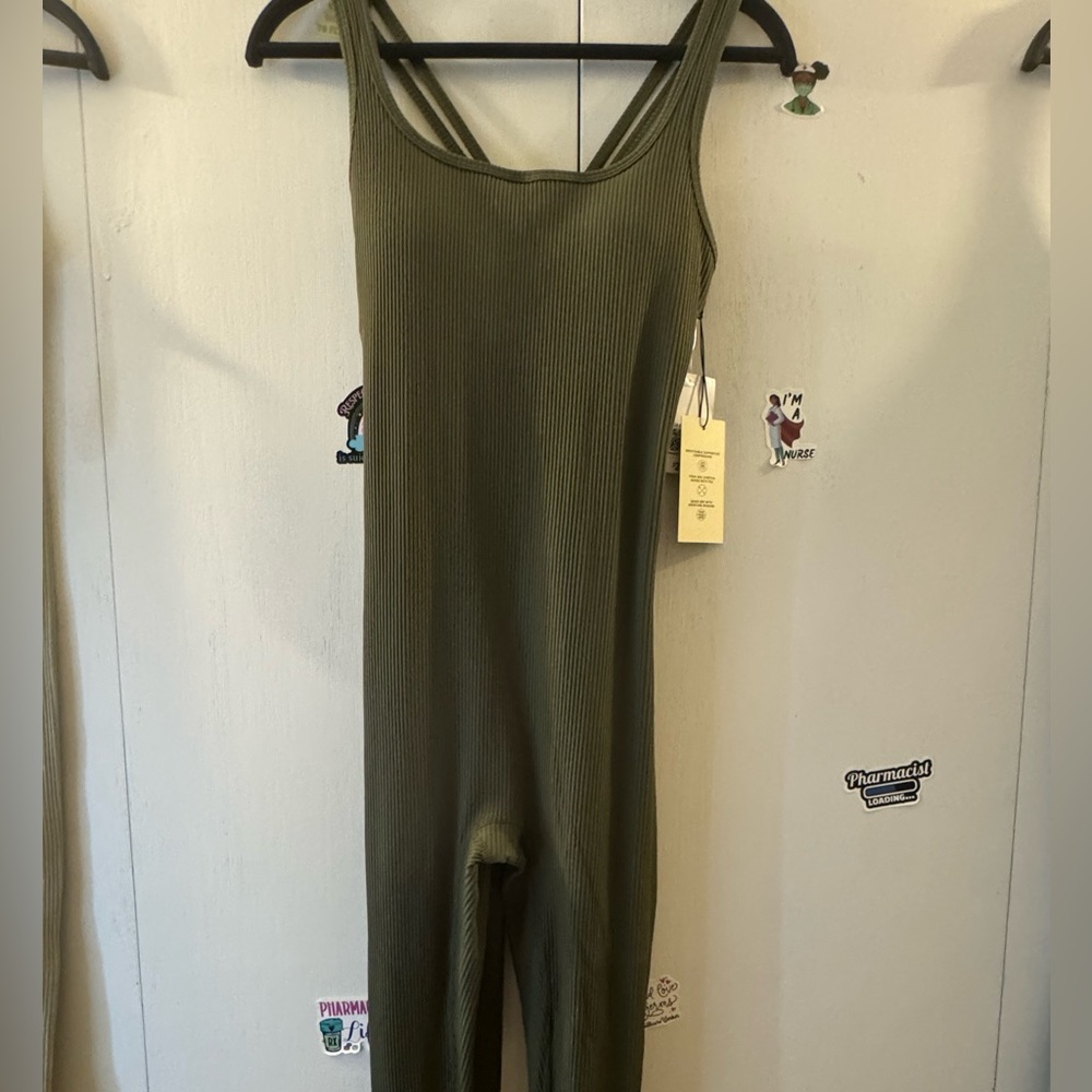 Forever 21 Green Sleeveless Jumpsuit